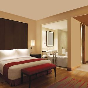 Premier King Room